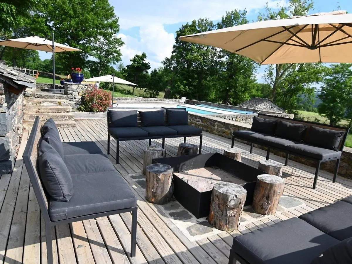 Bed & Breakfast Sejour Champetre : Magnifique Ferme Rehabilitee Avec Piscine, Terrasses Et Confort Moderne A St Etienne Lardeyrol - Fr-1-582-389 Saint-Etienne-Lardeyrol