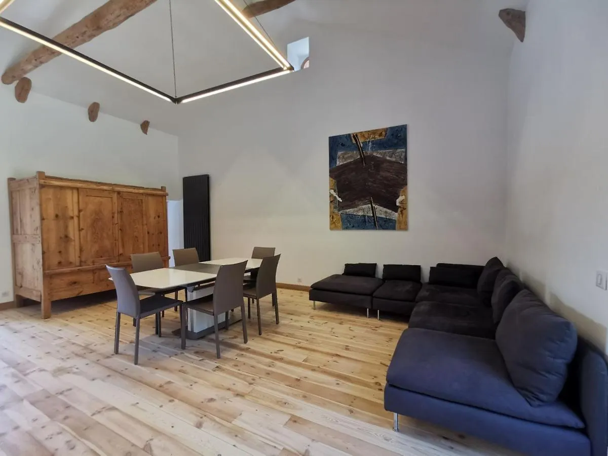 Sejour Champetre : Magnifique Ferme Rehabilitee Avec Piscine, Terrasses Et Confort Moderne A St Etienne Lardeyrol - Fr-1-582-389 Saint-Etienne-Lardeyrol Bed & Breakfast