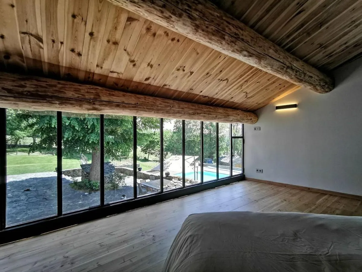 Sejour Champetre : Magnifique Ferme Rehabilitee Avec Piscine, Terrasses Et Confort Moderne A St Etienne Lardeyrol - Fr-1-582-389 Saint-Etienne-Lardeyrol Bed & Breakfast