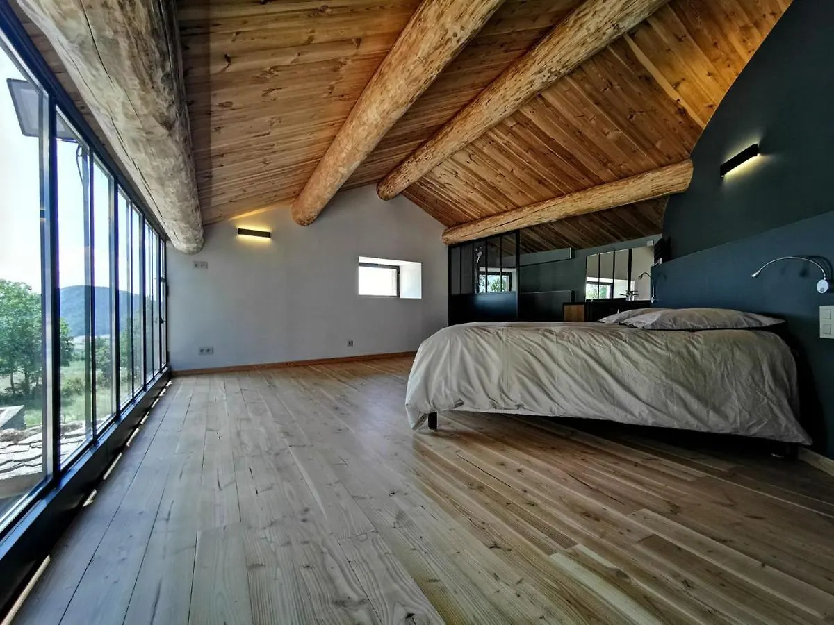 ベッド・アンド・ブレックファスト Sejour Champetre : Magnifique Ferme Rehabilitee Avec Piscine, Terrasses Et Confort Moderne A St Etienne Lardeyrol - Fr-1-582-389 Saint-Etienne-Lardeyrol