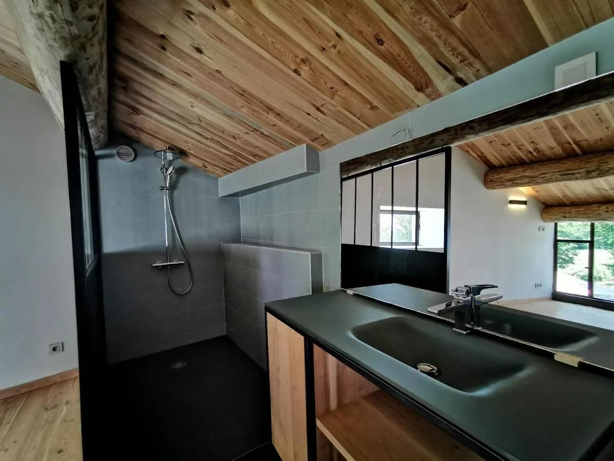 Sejour Champetre : Magnifique Ferme Rehabilitee Avec Piscine, Terrasses Et Confort Moderne A St Etienne Lardeyrol - Fr-1-582-389 Saint-Etienne-Lardeyrol